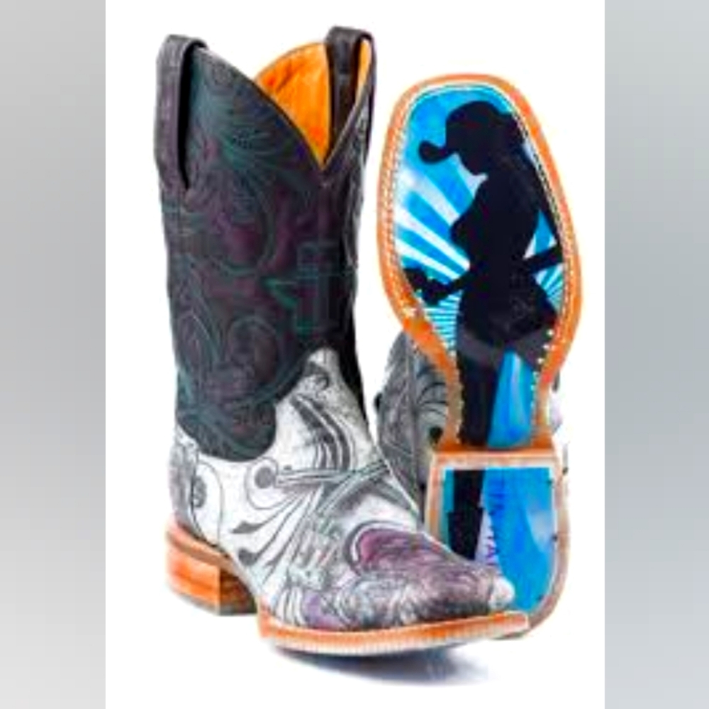 Tin haul boots. Size 8.5 "guns and roses"